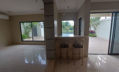 Via La Costa, Renta de Linda Casa 3 Dorm con Piscina, Jacuzzi Vista Al Lago
