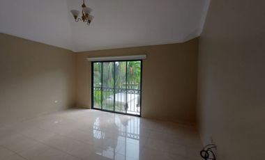 Via La Costa, Renta de Linda Casa 3 Dorm con Piscina, Jacuzzi Vista Al Lago