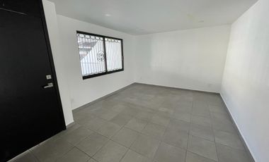 CHAPALITA CASA DE UNA PLANTA EN RENTA (CERCA DE LA GRAN PLAZA) !!