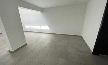 CHAPALITA CASA DE UNA PLANTA EN RENTA (CERCA DE LA GRAN PLAZA) !!