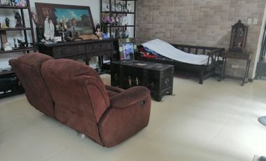 LAC - FOR SALE: 4 Bedroom House in La Vista Subdivision, Quezon City