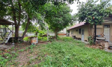 Land+House for sale in Hua Hin, Prachuap Khiri Khan, Land 160 SQ.W. access from both Soi 17 and 19