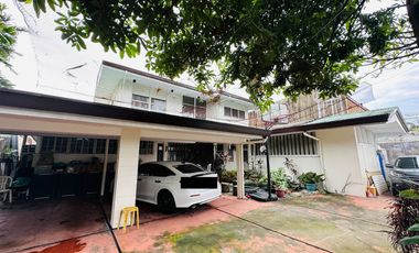 PNM - FOR SALE: 5 Bedroom Old House and Lot in Scout Area, Quezon City
