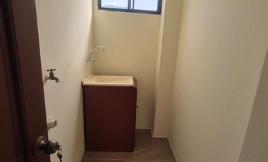 Departamento en Alquiler en Los Ceibos, 2 Habitaciones, 2 Baños, Balcón,  Norte de Guayaquil.