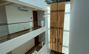 House and lot for sale in Ayala Alabang