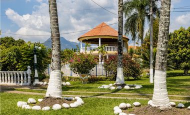 TE ALQUILO LINDA FINCA LA CARMELITA EN FLORIDABLANCA