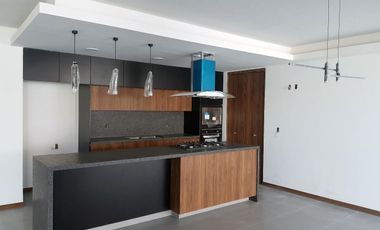 MAGNIFICA CASA EN VENTA EN  ARBOLADA BOSQUES DE SANTA ANITA