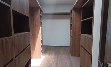 MAGNIFICA CASA EN VENTA EN  ARBOLADA BOSQUES DE SANTA ANITA