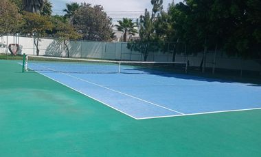 MAGNIFICA CASA EN VENTA EN  ARBOLADA BOSQUES DE SANTA ANITA