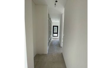VENTA DE CASA EN VILLAROBLES - POSITIVE HOUSE XI