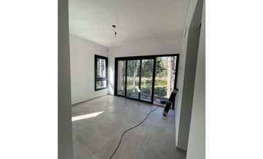 VENTA DE CASA EN VILLAROBLES - POSITIVE HOUSE XI
