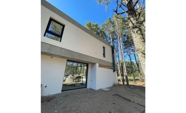 VENTA DE CASA EN VILLAROBLES - POSITIVE HOUSE XI