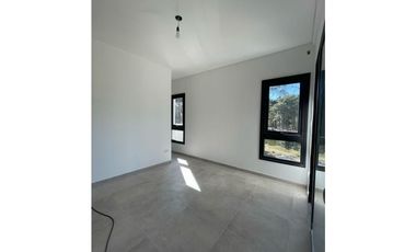 VENTA DE CASA EN VILLAROBLES - POSITIVE HOUSE XI