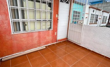 Casa en Venta en Los Héroes Tecamac