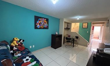 Casa en Venta en Los Héroes Tecamac
