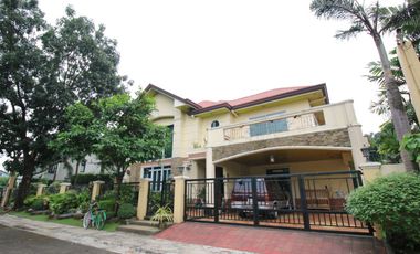 For Sale House and Lot in Fairview, Quezon City with 4 Bedroom and 4 Toilet & Bath PH2281