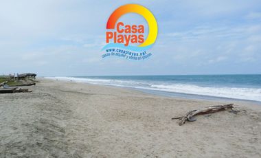 Casa Nueva Frente Al Mar de Venta en Playas, Sector El Pelado, Zona Privada