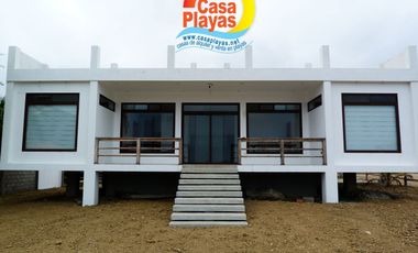 Casa Nueva Frente Al Mar de Venta en Playas, Sector El Pelado, Zona Privada