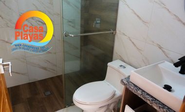 Casa Nueva Frente Al Mar de Venta en Playas, Sector El Pelado, Zona Privada