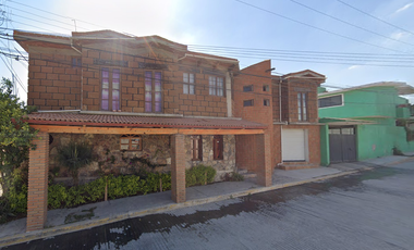 BONITA CASA A UN EXCELENTE PRECIO