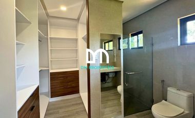 For Sale: House and Lot in Woodpark at Anvaya Cove, Bataan