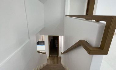 KYU - FOR SALE: House and Lot in Canyon Woods, Batangas