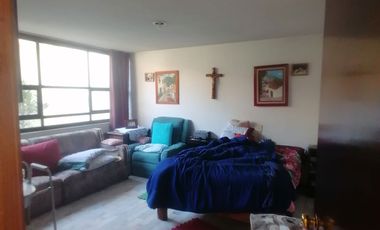 Casa habitacional y comercial en venta con ubicación privilegiada, a una cuadra del nuevo tren