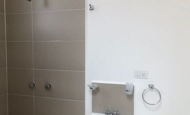 Casa en renta dos niveles en residencial la vida