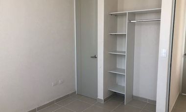 Casa en renta dos niveles en residencial la vida