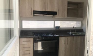 Casa en renta dos niveles en residencial la vida