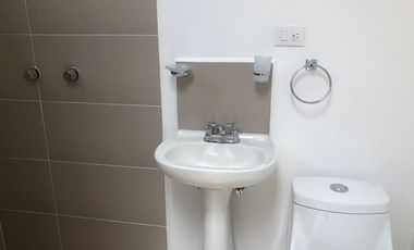 Casa en renta dos niveles en residencial la vida
