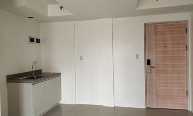 2 Bedroom with balcony unit in Sunny Ridge Residences, Mandaluyong City