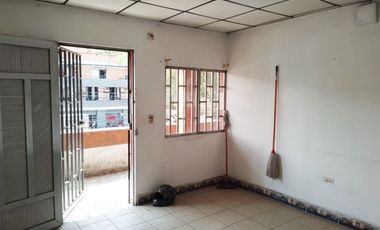PR20403 Casa Comercial independiente en arriendo en el sector Barrio Obrero