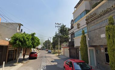 ¡APROVECHA ESTA INCREÍBLE OPORTUNIDAD DE HACER CRECER TU PATRIMONIO! Casa en REMATE HIPOTECARIO BANCARIO Fracc Hacienda Real de Tultepec, Tultepec, Mé