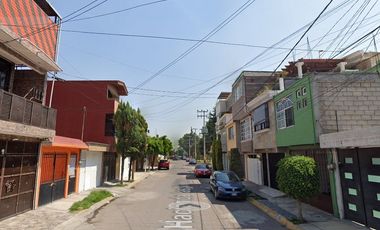 ¡APROVECHA ESTA INCREÍBLE OPORTUNIDAD DE HACER CRECER TU PATRIMONIO! Casa en REMATE HIPOTECARIO BANCARIO Fracc Hacienda Real de Tultepec, Tultepec, Mé