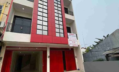 Dijual Ruko Baru 3,5 Lantai Luas Di Jatiasih