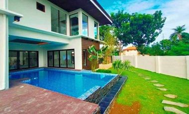 Modern House with Swimming Pool for Sale in Vista Mar Lapu lapu Cebu