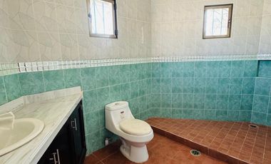CASA EN VENTA TRES RECAMARAS Y CUARTO DE SERVICIO COATEPEC VERACRUZ