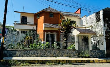 CASA EN VENTA TRES RECAMARAS Y CUARTO DE SERVICIO COATEPEC VERACRUZ