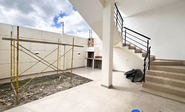 Venta de casa de 4 habitaciones al sur de Loja