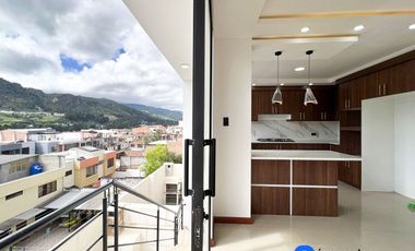 Venta de casa de 4 habitaciones al sur de Loja