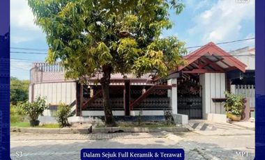 Rumah Hook Dukuh Kupang Dukuh Pakis Terawat Surabaya dekat Kupang Jaya Ciputra World Mayjen Sungkono