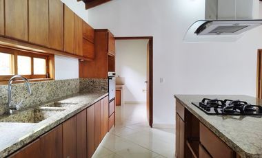 PR19381 Casa comercial en arriendo en el sector La Mina