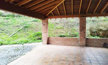 PR19381 Casa comercial en arriendo en el sector La Mina