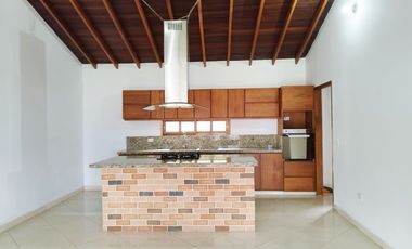 PR19381 Casa comercial en arriendo en el sector La Mina