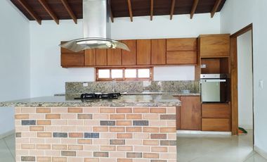 PR19381 Casa comercial en arriendo en el sector La Mina