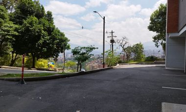 PR19358 Local en arriendo en el sector Las Antillas