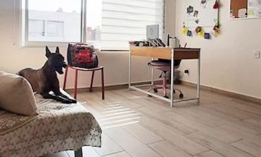 Vendo Casa en Residencial Bosques. Como Nueva