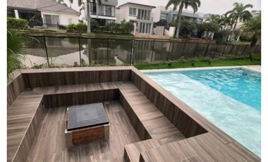 Isla Mocoli, Vendo Lujosa Casa con Piscina y Vista Al Lago