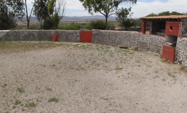 # Casco de Hacienda con Terreno en 420 Has en El Estado de Hidalgo.